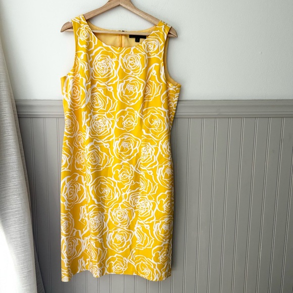 Brooks Brothers Dresses & Skirts - Brooks Brothers Size 14 Yellow & White Floral Print Sleeveless Midi Dress